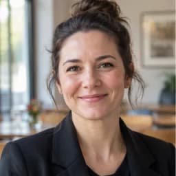 Luciana F., Coordinadora de reservas