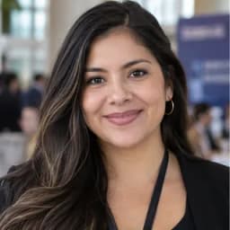 Valeria G., Coordinadora de inscripciones